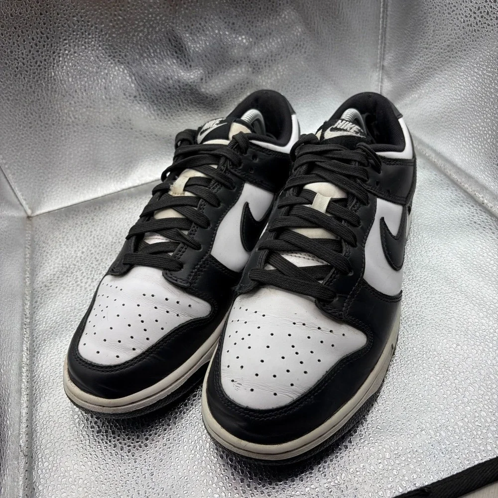 Size 9.5 Nike Dunk Low Retro Panda Black White Comfort Sneaker Shoes‎ DD1391-100